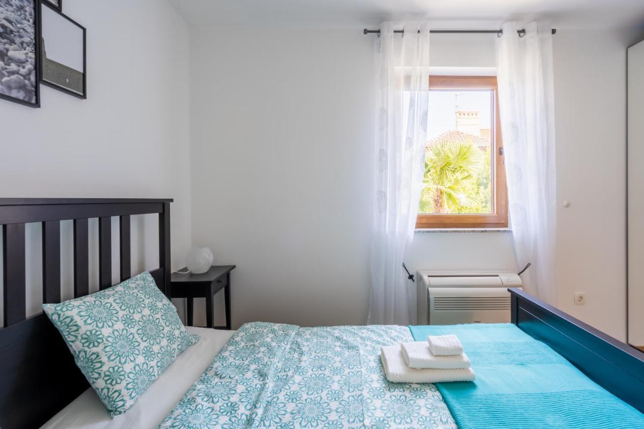 אופטיה Downtown Apartment Helena מראה חיצוני תמונה